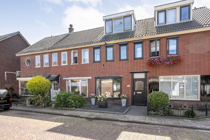 Terraced house for sale: Maaierstraat 33, Stevenfenne Enschede
