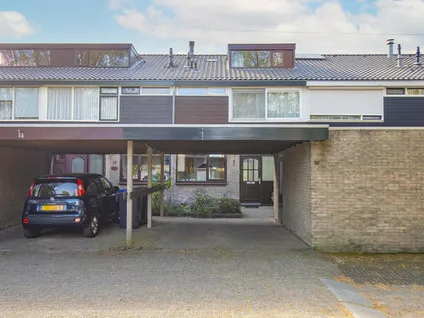 Tussenwoning te koop: Maanhof 16, Maarn-Dorp Maarn