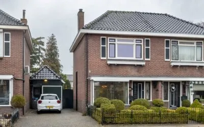 Twee-onder-één-kap te koop: Maardijk 17, Ossenkoppelerhoek West Almelo