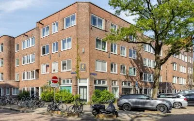 Appartement te koop: Maarten Harpertszoon Trompstraat 38-3, Trompbuurt Amsterdam