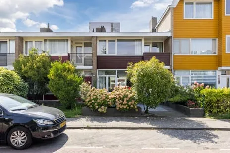 Tussenwoning te koop: Maarten Lutherweg 280, Augustinuspark Amstelveen
