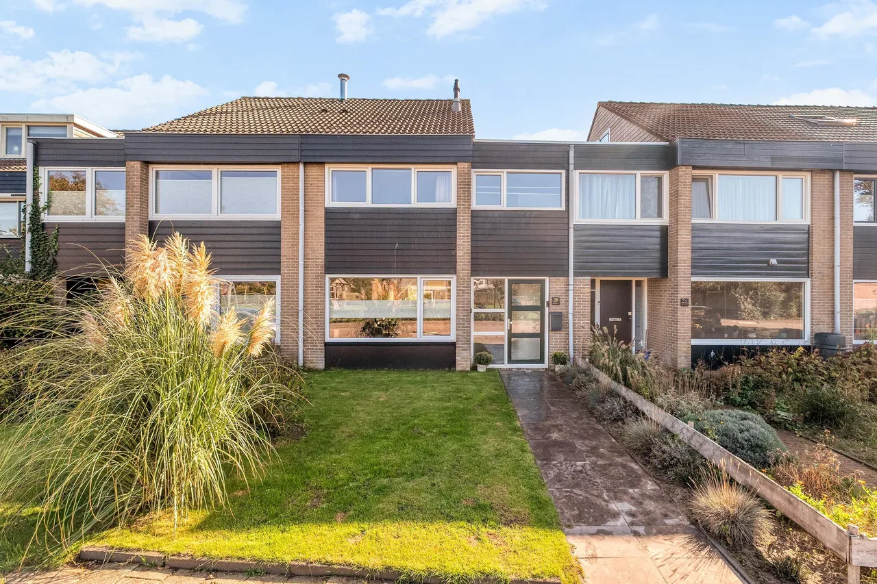 Tussenwoning te koop: Maarten Mooystraat 38, Callantsoog