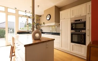 Tussenwoning te koop: Maarten Dijkshoornlaan 10, Rotterdam