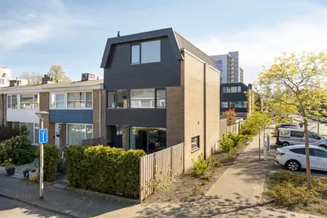Hoekwoning te koop: Maarten Lutherweg 214, Augustinuspark Amstelveen