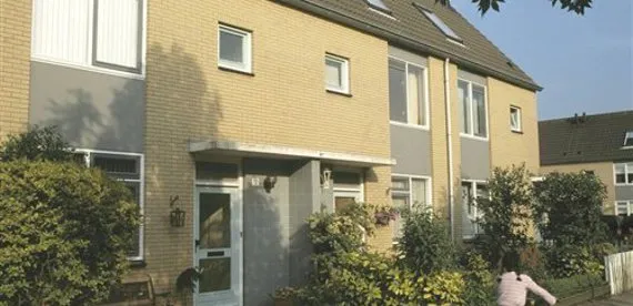 Tussenwoning te huur: Maartje Den Outerstraat 37, Rotterdam