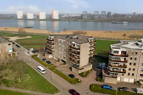 Appartement te koop: Maasboulevard 7, Spijkenisse