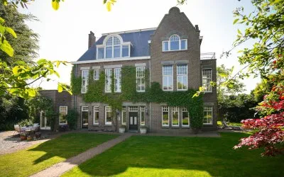 Detached house for sale: Maasdijk 12, Rossum Rossum