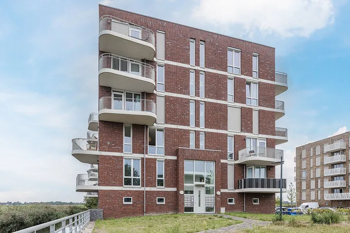 Appartement te huur: Maasdijk 177, Breda