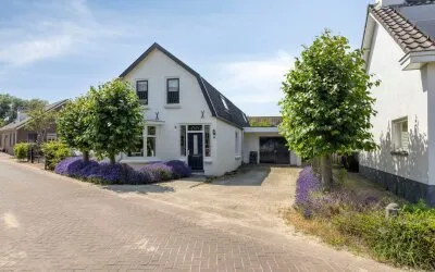Detached house for sale: Maasdijk 22, Heerewaarden Heerewaarden