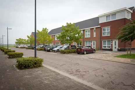 Tussenwoning te huur: Maasdijk 254, Waterdonken Breda