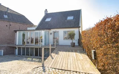 Twee-onder-één-kap te koop: Maasdijk 347, Veen Veen