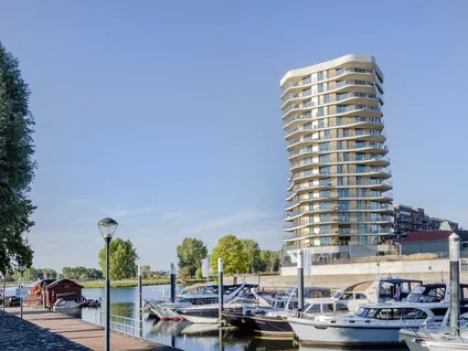 Appartement te koop: Maashaven 758, Binnenstad Roermond