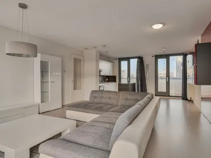 Appartement te huur: Maashaven N.z. 579, Katendrecht Rotterdam
