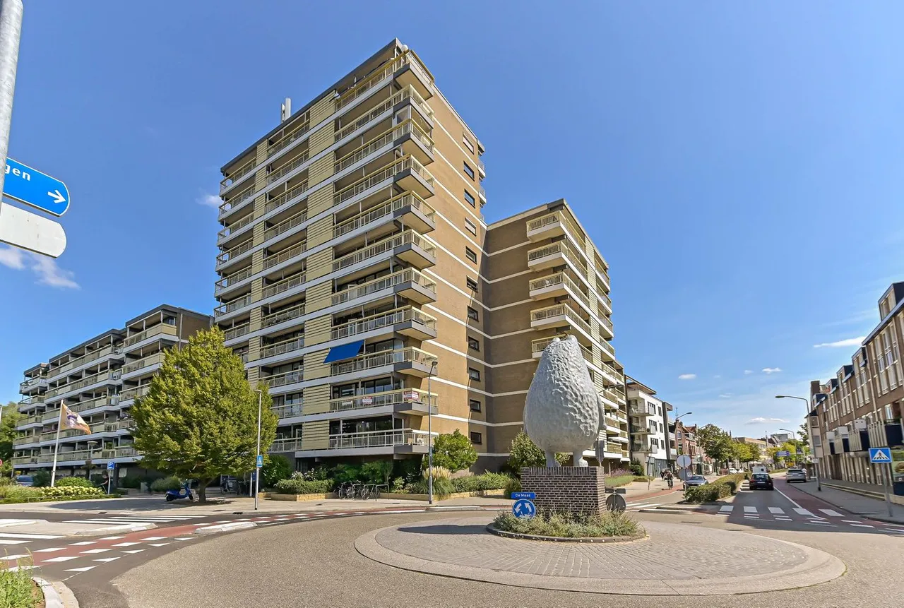 Appartement te koop: Maaskade 55, Venlo