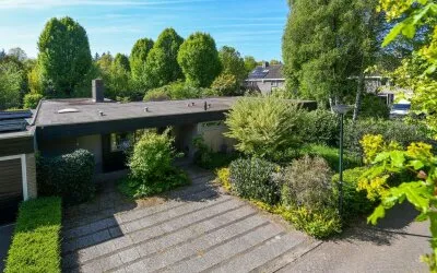 Twee-onder-één-kap te koop: Maaslaan 10, De Gentiaan Son En Breugel