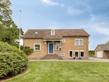 Vrijstaande woning te koop: Maassluiseweg 17, Ter Lucht Maasland