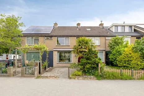 Tussenwoning te koop: Maasstraat 3, Rozenburg Rozenburg (Zh)