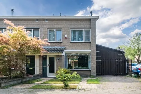 Hoekwoning te koop: Maasstraat 65, Leest Veghel