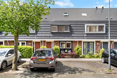 Terraced house for sale: Maasstroom 17, Oosterheem-Noord-Oost Zoetermeer