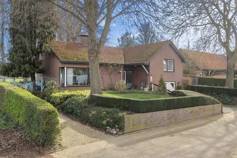 Vrijstaande woning te koop: Maastrichterweg 1, Bingelrade Bingelrade