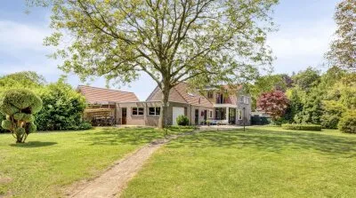 Twee-onder-één-kap te koop: Maastrichterweg 151, Verspreide huizen Turfbergse Heide Nederheide Valkenswaard