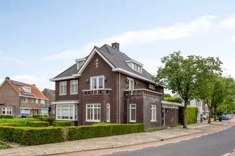 Twee-onder-één-kap te koop: Maastrichterweg 67, Hoge Akkers Valkenswaard