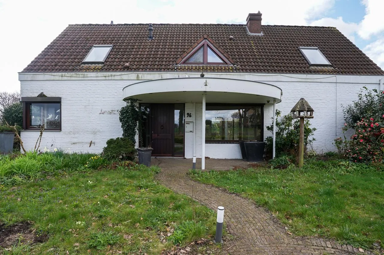 Hoekwoning te koop: Maastrichterweg 96, Landgraaf