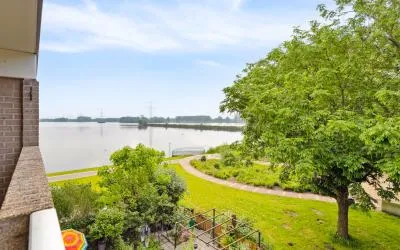 Appartement te koop: Maastrichtkwartier 83, Stedenwijk Zuid Almere