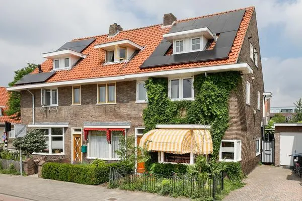 Hoekwoning te koop: Maastrichtseweg 90, Aawijk Zuid 'S-Hertogenbosch