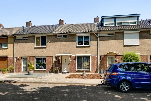 Tussenwoning te koop: Maastrichtstraat 43, Groenewoud-Noord Weert