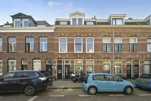 Studio te koop: Maaswijkstraat 45B, 'S-Gravenhage