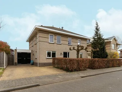 Vrijstaande woning te koop: Madagaskarstraat 4, Eilandenbuurt Oost Almere