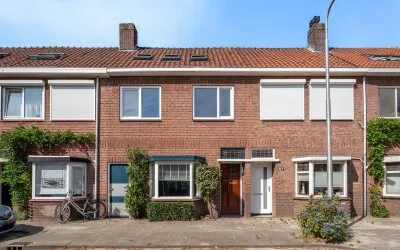 Tussenwoning te koop: Madeliefstraat 13, Loven Zuid Tilburg