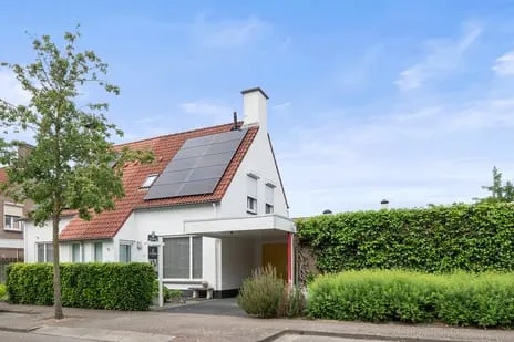 Twee-onder-één-kap te koop: Madeliefstraat 2, De Vughtse Hoeven Vught
