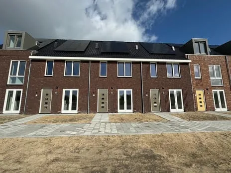 Terraced house for rent: Madelonstraat 3, Zwaag - Buurt 30 01 Zwaag