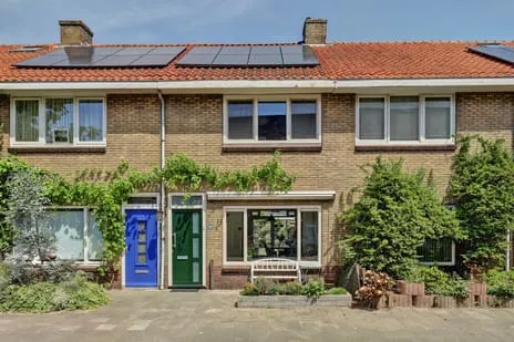 Tussenwoning te koop: Madioenstraat 7, Laan van Nieuw-Guinea, Spinozaweg e.o. Utrecht