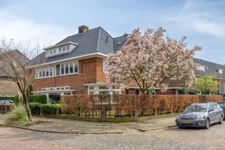 Twee-onder-één-kap te koop: Madoerastraat 1, Galgenveld Nijmegen