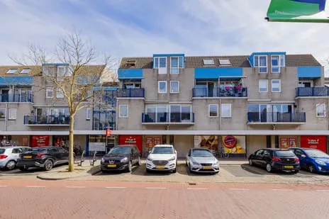 Appartement te koop: Maerten van Heemskerckstraat 13, Centrum Heemskerk
