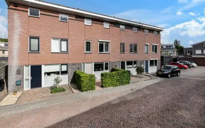Tussenwoning te koop: Maes Willemslaan 3, Hoevelaken-Middelaar Hoevelaken