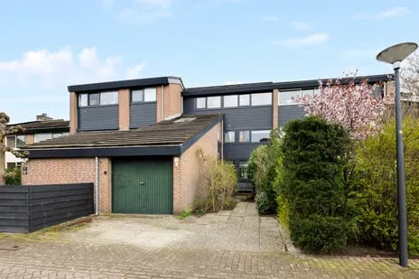 Tussenwoning te koop: Maeterlinckdreef 6, Steendijkpolder Zuid Maassluis