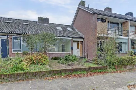 Tussenwoning te koop: Magerhorststraat 24, Over het Lange Water Arnhem