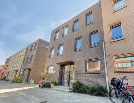 Tussenwoning te koop: Magnoliaerf 72, Bomenbuurt West Tilburg