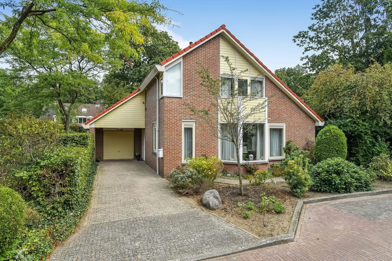 Vrijstaande woning te koop: Magnolialaan 21, Heelsum