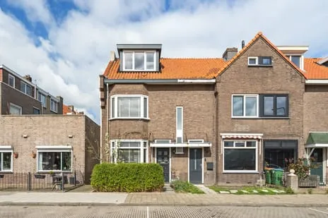 Hoekwoning te koop: Magnoliastraat 58, Breda