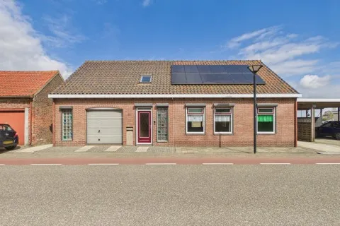 Vrijstaande woning te koop: Magrette 26, Buitengebied Axel Axel