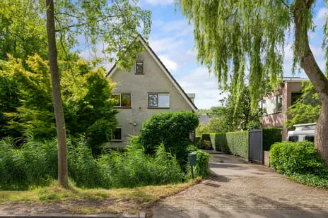 Detached house for sale: Mahatma Gandhistraat 94, Prinsenland Rotterdam