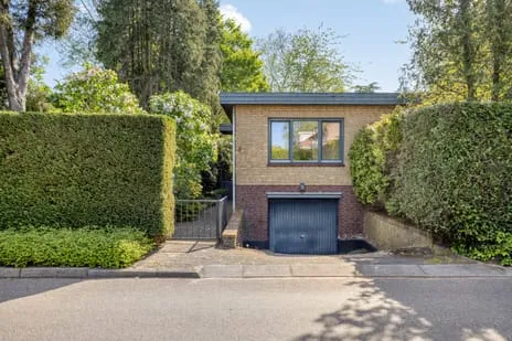 Vrijstaande woning te koop: Mahlerlaan 3, Fatima-villapark Roosendaal