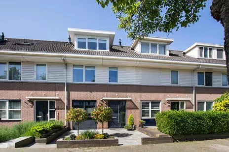 Tussenwoning te koop: Mahlerlaan 9, Nieuw-Vennep Getsewoud Zuid Nieuw-Vennep