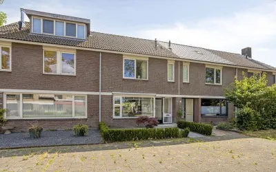 Tussenwoning te koop: Mahlerstraat 60, Bergermeer Alkmaar