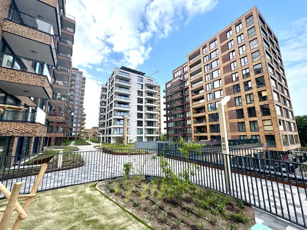 Huurwoning: Mahoniehout 453 in Zaandam - €2.650 per maand - 111m²